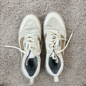 Vans Classic Ultra Range Sneakers